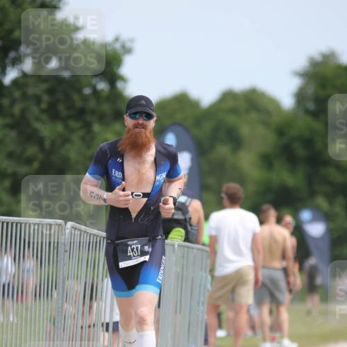 22.06.2025 - Viking Triathlon H.Heesch http://msf.ph/oto/8102290 22.06.2025 13:19:19 Laufen 122, 437, 632 meine-sportfotos.de