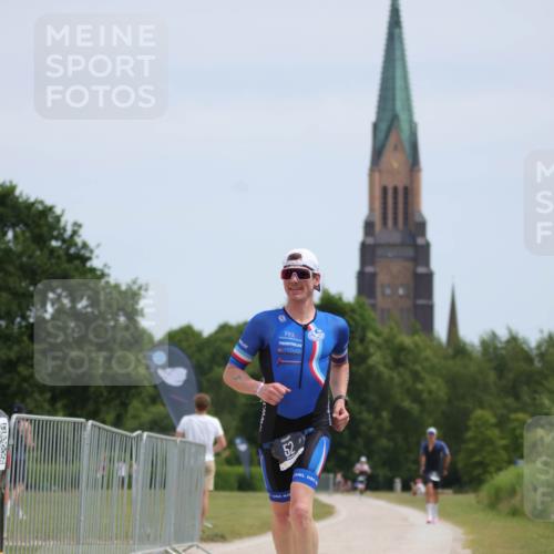 22.06.2025 - Viking Triathlon H.Heesch http://msf.ph/oto/8102343 22.06.2025 12:57:21 Laufen 52, 355 meine-sportfotos.de