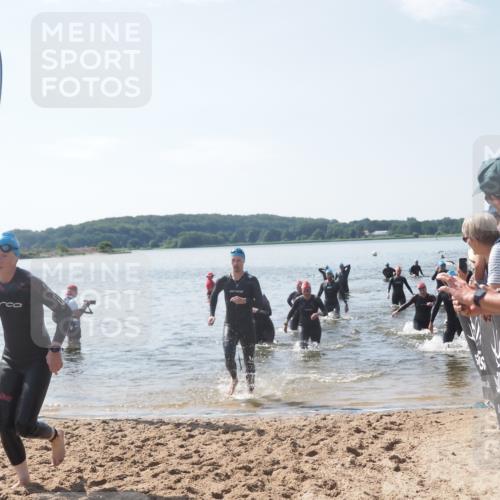 22.06.2025 - Viking Triathlon MichiJ http://msf.ph/oto/8102347 22.06.2025 10:45:59 Schwimmen 217, 342, 360, 372, 425, 468, 525, 615, 621, 633, 647 meine-sportfotos.de