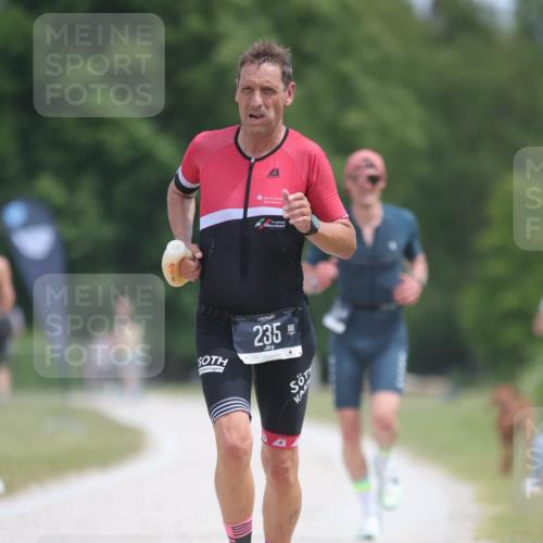 22.06.2025 - Viking Triathlon H.Heesch http://msf.ph/oto/8102351 22.06.2025 13:19:30 Laufen 185, 235 meine-sportfotos.de