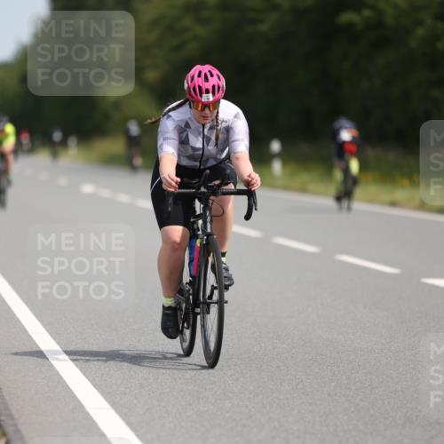 22.06.2025 - Viking Triathlon Yannick Fuchs http://msf.ph/oto/8102364 22.06.2025 11:26:26 Radfahren 61, 236, 659 meine-sportfotos.de