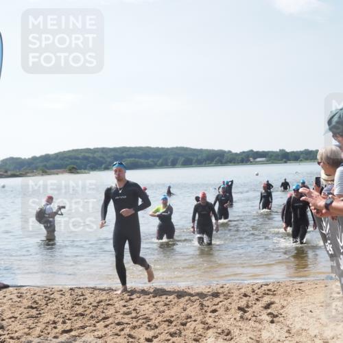 22.06.2025 - Viking Triathlon MichiJ http://msf.ph/oto/8102375 22.06.2025 10:46:00 Schwimmen 217, 342, 360, 372, 468, 525, 615, 621, 633, 647 meine-sportfotos.de
