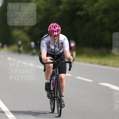 22.06.2025 - Viking Triathlon Yannick Fuchs http://msf.ph/oto/8102385 22.06.2025 11:26:26 Radfahren 61, 236, 659 meine-sportfotos.de