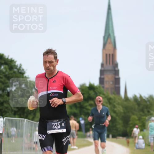 22.06.2025 - Viking Triathlon H.Heesch http://msf.ph/oto/8102388 22.06.2025 13:19:34 Laufen 185, 235 meine-sportfotos.de