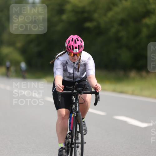 22.06.2025 - Viking Triathlon Yannick Fuchs http://msf.ph/oto/8102392 22.06.2025 11:26:26 Radfahren 61, 236, 659 meine-sportfotos.de