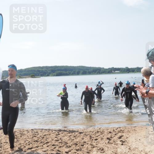 22.06.2025 - Viking Triathlon MichiJ http://msf.ph/oto/8102419 22.06.2025 10:46:01 Schwimmen 217, 342, 360, 372, 468, 525, 615, 621, 633, 647 meine-sportfotos.de