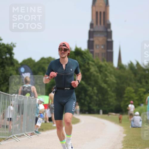 22.06.2025 - Viking Triathlon H.Heesch http://msf.ph/oto/8102432 22.06.2025 13:19:35 Laufen 185, 235 meine-sportfotos.de