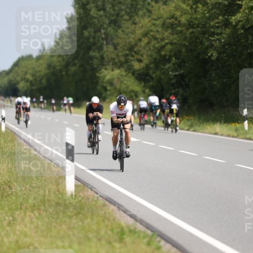 22.06.2025 - Viking Triathlon Yannick Fuchs http://msf.ph/oto/8102452 22.06.2025 12:05:30 Radfahren 102, 183, 232, 308, 609, 612 meine-sportfotos.de