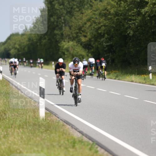 22.06.2025 - Viking Triathlon Yannick Fuchs http://msf.ph/oto/8102464 22.06.2025 12:05:30 Radfahren 102, 183, 232, 308, 609, 612 meine-sportfotos.de