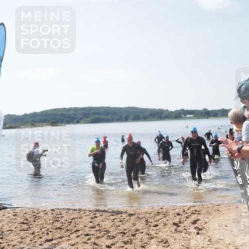 22.06.2025 - Viking Triathlon MichiJ http://msf.ph/oto/8102465 22.06.2025 10:46:03 Schwimmen 144, 217, 342, 372, 468, 525, 615, 621, 633, 647 meine-sportfotos.de