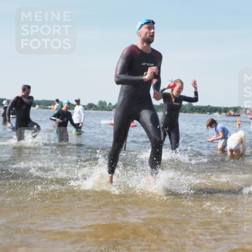 22.06.2025 - Viking Triathlon KatJ http://msf.ph/oto/8102469 22.06.2025 10:34:15 Schwimmen 46, 70, 294, 297, 429, 486, 527, 618, 635 meine-sportfotos.de