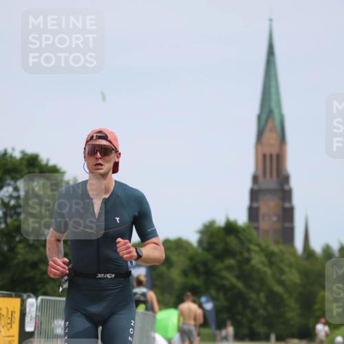 22.06.2025 - Viking Triathlon H.Heesch http://msf.ph/oto/8102471 22.06.2025 13:19:37 Laufen 185, 235 meine-sportfotos.de