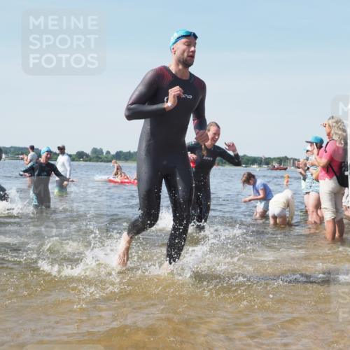 22.06.2025 - Viking Triathlon KatJ http://msf.ph/oto/8102478 22.06.2025 10:34:15 Schwimmen 46, 70, 294, 297, 429, 486, 527, 618, 635 meine-sportfotos.de