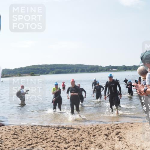 22.06.2025 - Viking Triathlon MichiJ http://msf.ph/oto/8102481 22.06.2025 10:46:03 Schwimmen 144, 217, 342, 372, 468, 525, 615, 621, 633, 647 meine-sportfotos.de