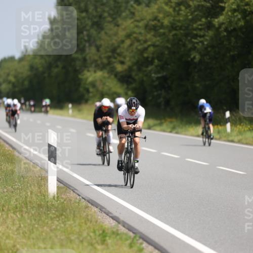 22.06.2025 - Viking Triathlon Yannick Fuchs http://msf.ph/oto/8102484 22.06.2025 12:05:31 Radfahren 47, 102, 183, 232, 308, 609, 612, 652 meine-sportfotos.de