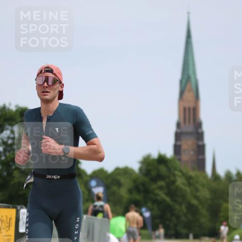 22.06.2025 - Viking Triathlon H.Heesch http://msf.ph/oto/8102487 22.06.2025 13:19:37 Laufen 185, 235 meine-sportfotos.de