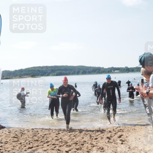 22.06.2025 - Viking Triathlon MichiJ http://msf.ph/oto/8102506 22.06.2025 10:46:04 Schwimmen 144, 217, 342, 372, 468, 525, 615, 621, 633, 647 meine-sportfotos.de
