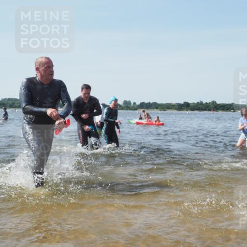 22.06.2025 - Viking Triathlon KatJ http://msf.ph/oto/8102511 22.06.2025 10:34:16 Schwimmen 46, 70, 294, 297, 429, 486, 520, 527, 618, 635 meine-sportfotos.de