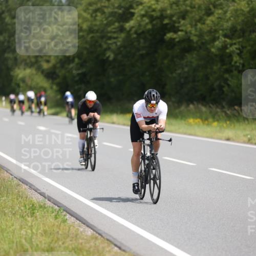 22.06.2025 - Viking Triathlon Yannick Fuchs http://msf.ph/oto/8102519 22.06.2025 12:05:32 Radfahren 47, 102, 158, 183, 232, 609, 612, 652 meine-sportfotos.de