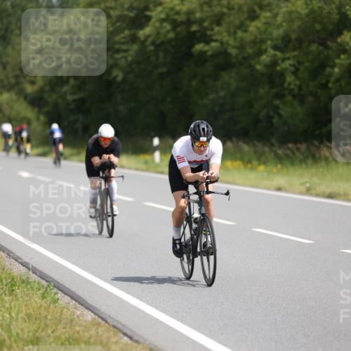 22.06.2025 - Viking Triathlon Yannick Fuchs http://msf.ph/oto/8102533 22.06.2025 12:05:32 Radfahren 47, 102, 158, 183, 232, 609, 612, 652 meine-sportfotos.de