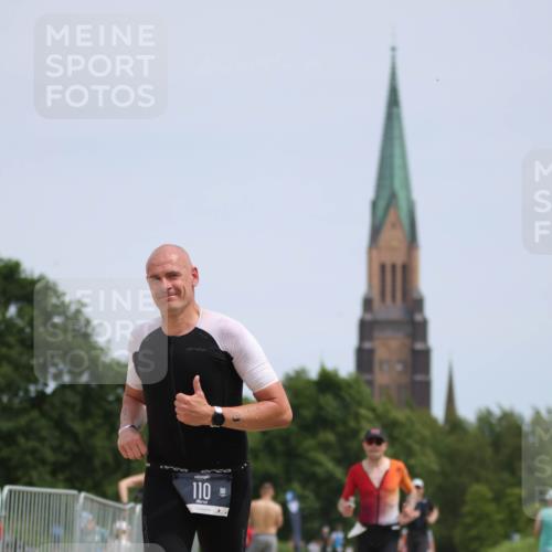 22.06.2025 - Viking Triathlon H.Heesch http://msf.ph/oto/8102544 22.06.2025 13:20:22 Laufen 33, 110 meine-sportfotos.de