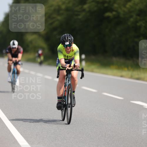 22.06.2025 - Viking Triathlon Yannick Fuchs http://msf.ph/oto/8102551 22.06.2025 11:26:30 Radfahren 61, 236, 659 meine-sportfotos.de
