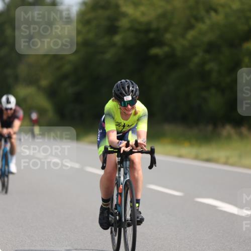 22.06.2025 - Viking Triathlon Yannick Fuchs http://msf.ph/oto/8102568 22.06.2025 11:26:30 Radfahren 61, 236, 659 meine-sportfotos.de