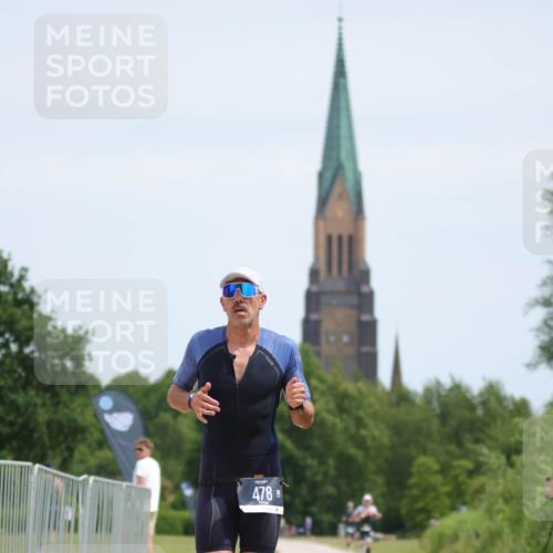 22.06.2025 - Viking Triathlon H.Heesch http://msf.ph/oto/8102576 22.06.2025 12:57:32 Laufen 478 meine-sportfotos.de