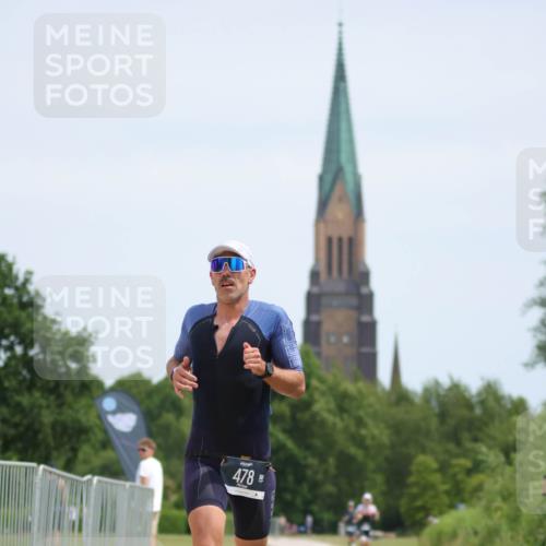 22.06.2025 - Viking Triathlon H.Heesch http://msf.ph/oto/8102589 22.06.2025 12:57:32 Laufen 478 meine-sportfotos.de