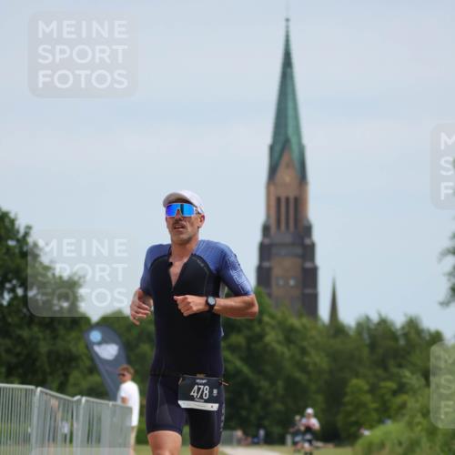 22.06.2025 - Viking Triathlon H.Heesch http://msf.ph/oto/8102602 22.06.2025 12:57:32 Laufen 478 meine-sportfotos.de