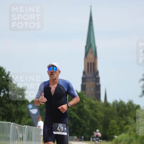 22.06.2025 - Viking Triathlon H.Heesch http://msf.ph/oto/8102611 22.06.2025 12:57:32 Laufen 478 meine-sportfotos.de