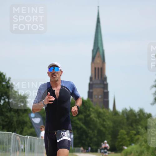 22.06.2025 - Viking Triathlon H.Heesch http://msf.ph/oto/8102623 22.06.2025 12:57:32 Laufen 478 meine-sportfotos.de