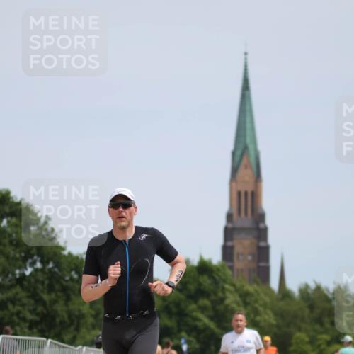 22.06.2025 - Viking Triathlon H.Heesch http://msf.ph/oto/8102641 22.06.2025 13:20:31 Laufen 427, 638 meine-sportfotos.de
