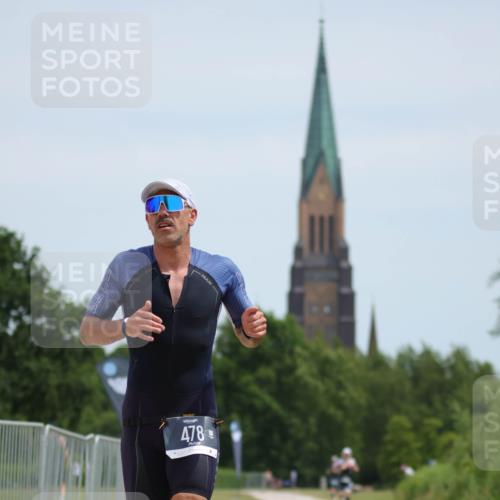22.06.2025 - Viking Triathlon H.Heesch http://msf.ph/oto/8102648 22.06.2025 12:57:32 Laufen 478 meine-sportfotos.de
