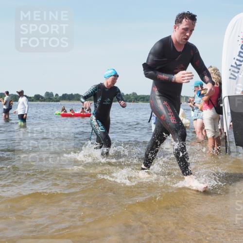 22.06.2025 - Viking Triathlon KatJ http://msf.ph/oto/8102656 22.06.2025 10:34:19 Schwimmen 46, 294, 297, 306, 430, 486, 520, 527, 618 meine-sportfotos.de