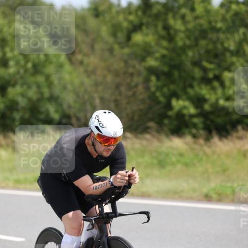 22.06.2025 - Viking Triathlon Yannick Fuchs http://msf.ph/oto/8102663 22.06.2025 12:05:35 Radfahren 47, 102, 145, 158, 176, 183, 232, 368, 485, 609, 652 meine-sportfotos.de