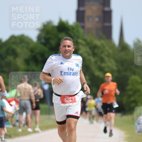 22.06.2025 - Viking Triathlon H.Heesch http://msf.ph/oto/8102666 22.06.2025 13:20:33 Laufen 427, 638 meine-sportfotos.de