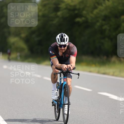 22.06.2025 - Viking Triathlon Yannick Fuchs http://msf.ph/oto/8102674 22.06.2025 11:26:32 Radfahren 61, 393, 488, 659 meine-sportfotos.de