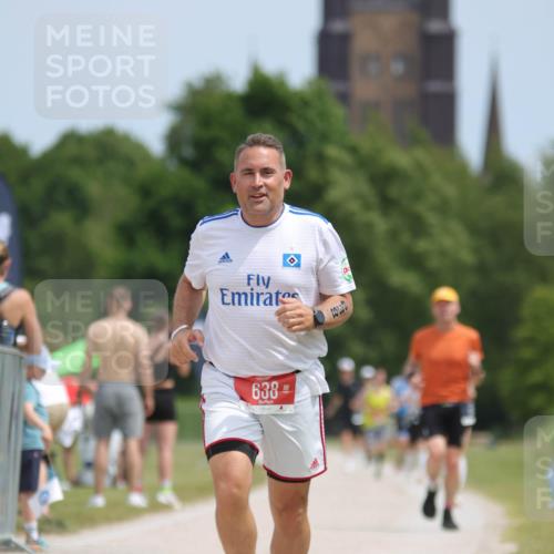 22.06.2025 - Viking Triathlon H.Heesch http://msf.ph/oto/8102679 22.06.2025 13:20:33 Laufen 427, 638 meine-sportfotos.de