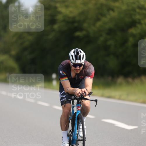 22.06.2025 - Viking Triathlon Yannick Fuchs http://msf.ph/oto/8102684 22.06.2025 11:26:32 Radfahren 61, 393, 488, 659 meine-sportfotos.de