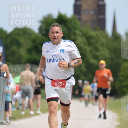 22.06.2025 - Viking Triathlon H.Heesch http://msf.ph/oto/8102687 22.06.2025 13:20:33 Laufen 427, 638 meine-sportfotos.de
