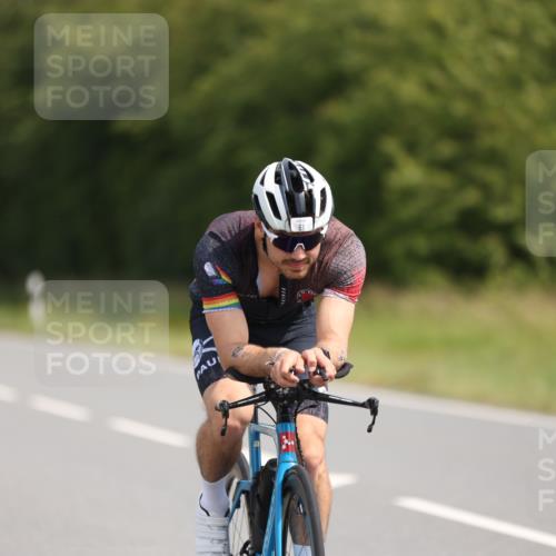 22.06.2025 - Viking Triathlon Yannick Fuchs http://msf.ph/oto/8102702 22.06.2025 11:26:32 Radfahren 61, 393, 488, 659 meine-sportfotos.de