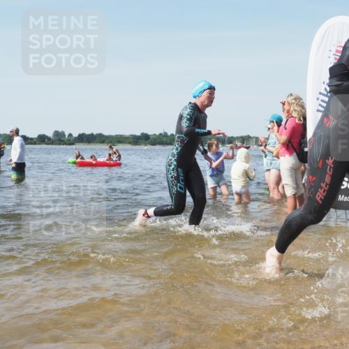 22.06.2025 - Viking Triathlon KatJ http://msf.ph/oto/8102704 22.06.2025 10:34:20 Schwimmen 46, 294, 297, 306, 366, 430, 486, 520, 527, 618 meine-sportfotos.de