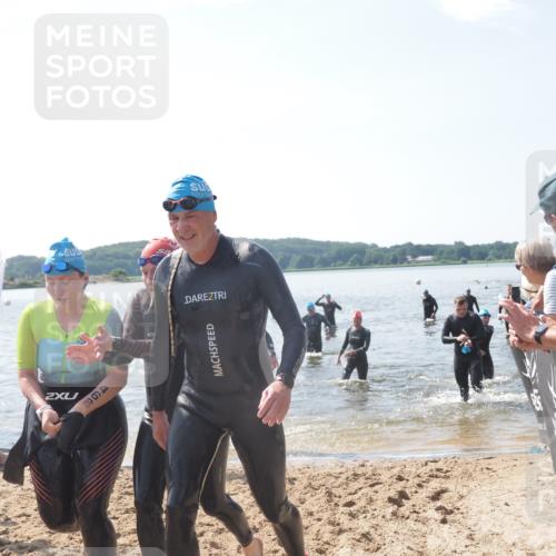 22.06.2025 - Viking Triathlon MichiJ http://msf.ph/oto/8102709 22.06.2025 10:46:09 Schwimmen 121, 144, 213, 217, 342, 468, 525, 615, 621, 647 meine-sportfotos.de