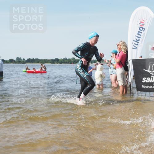 22.06.2025 - Viking Triathlon KatJ http://msf.ph/oto/8102716 22.06.2025 10:34:20 Schwimmen 46, 294, 297, 306, 366, 430, 486, 520, 527, 618 meine-sportfotos.de