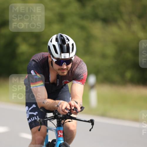 22.06.2025 - Viking Triathlon Yannick Fuchs http://msf.ph/oto/8102723 22.06.2025 11:26:33 Radfahren 61, 393, 488, 659 meine-sportfotos.de