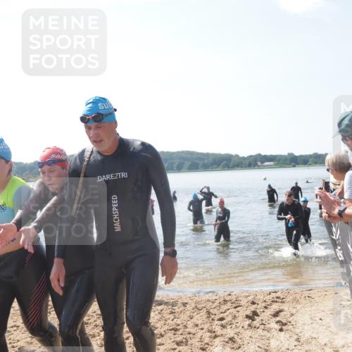 22.06.2025 - Viking Triathlon MichiJ http://msf.ph/oto/8102729 22.06.2025 10:46:09 Schwimmen 121, 144, 213, 217, 342, 468, 525, 615, 621, 647 meine-sportfotos.de