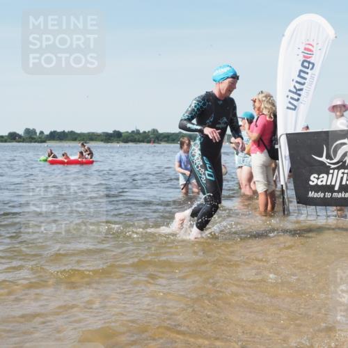22.06.2025 - Viking Triathlon KatJ http://msf.ph/oto/8102732 22.06.2025 10:34:20 Schwimmen 46, 294, 297, 306, 366, 430, 486, 520, 527, 618 meine-sportfotos.de