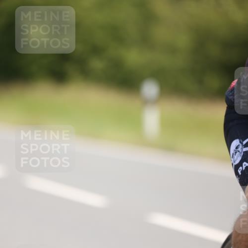 22.06.2025 - Viking Triathlon Yannick Fuchs http://msf.ph/oto/8102737 22.06.2025 11:26:33 Radfahren 61, 393, 488, 659 meine-sportfotos.de