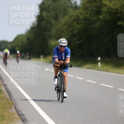 22.06.2025 - Viking Triathlon Yannick Fuchs http://msf.ph/oto/8102744 22.06.2025 11:26:40 Radfahren 59, 357, 393, 415, 488 meine-sportfotos.de